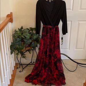 Leslie Fay Size 12 Floor Length